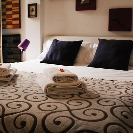 Sansiro47 Bed & Breakfast Milan Bagian luar foto