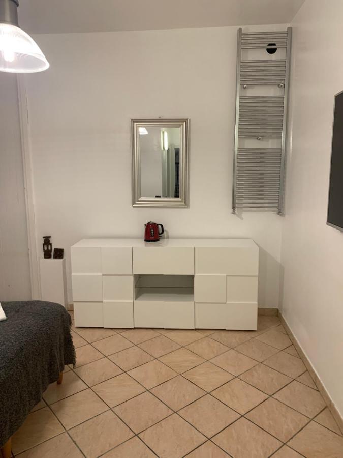 Sansiro47 Bed & Breakfast Milan Bagian luar foto