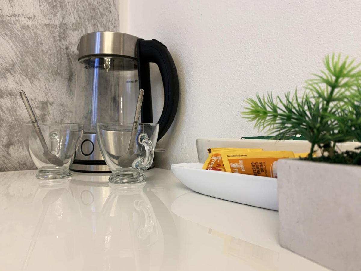 Sansiro47 Bed & Breakfast Milan Bagian luar foto