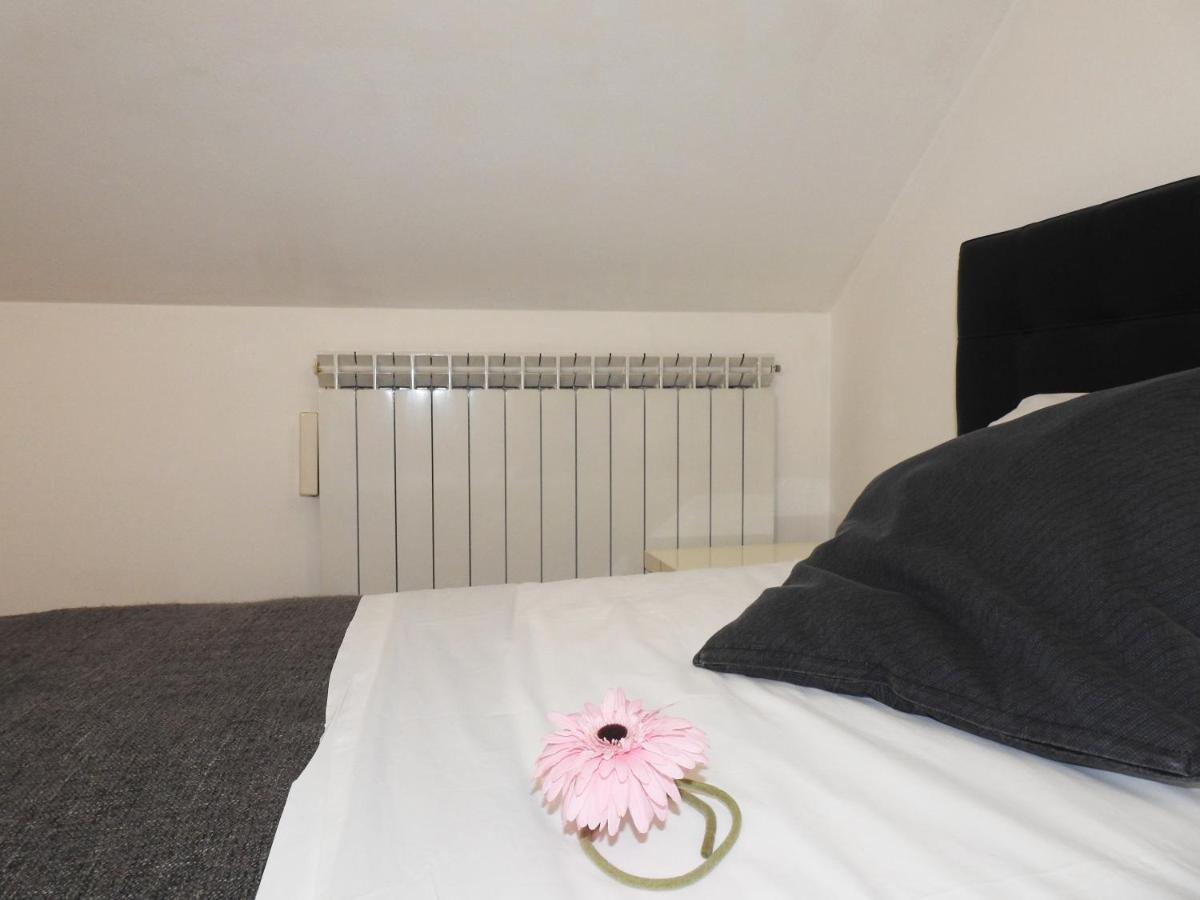 Sansiro47 Bed & Breakfast Milan Bagian luar foto