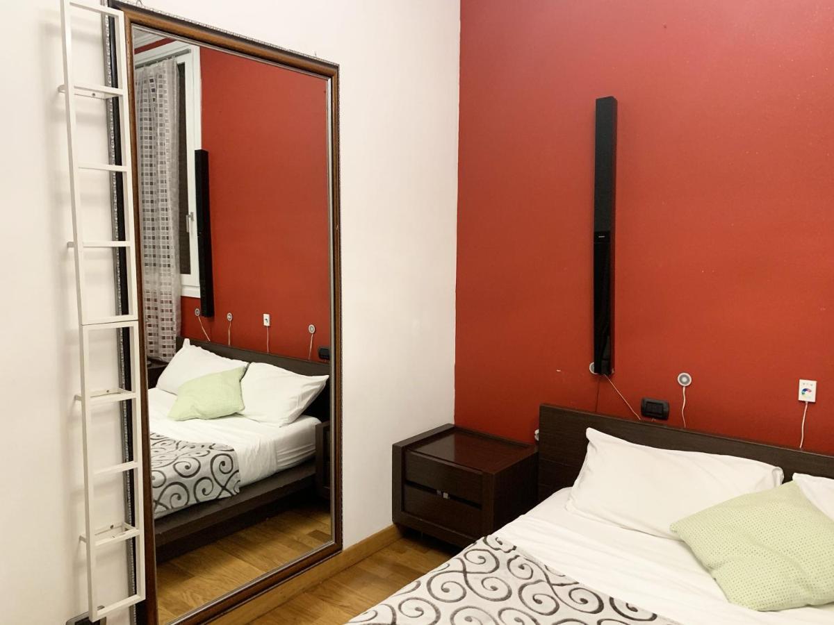 Sansiro47 Bed & Breakfast Milan Bagian luar foto