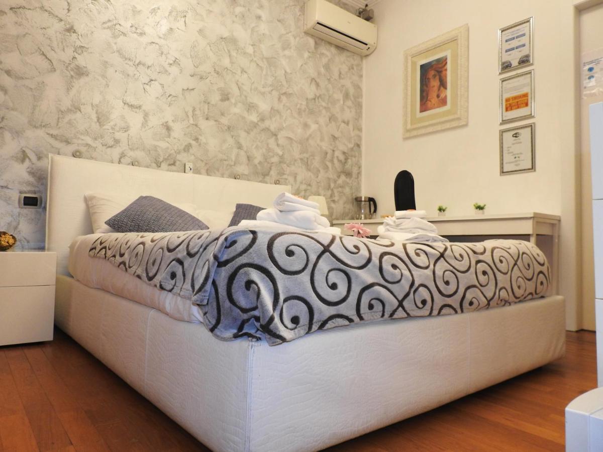Sansiro47 Bed & Breakfast Milan Bagian luar foto